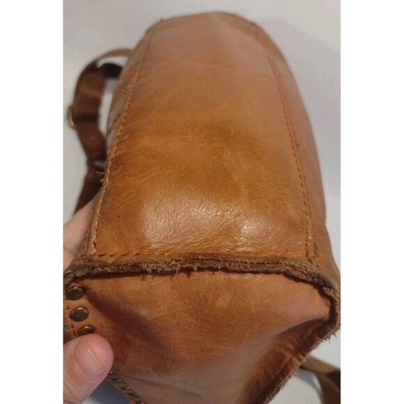 The SAK Women’s Silverlake Leather Crossbody Bag Embossed With Studs - Picture 14 of 16